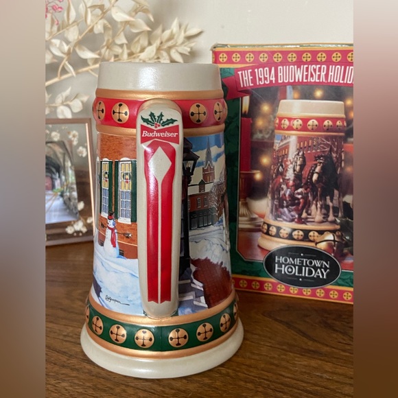 1994 Budweiser Holiday Beer Stein - Picture 4 of 8
